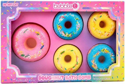 Sett med seks badebomber i donutsform i rosa, blå og gult med fargerikt strøssel i en rosa eske.