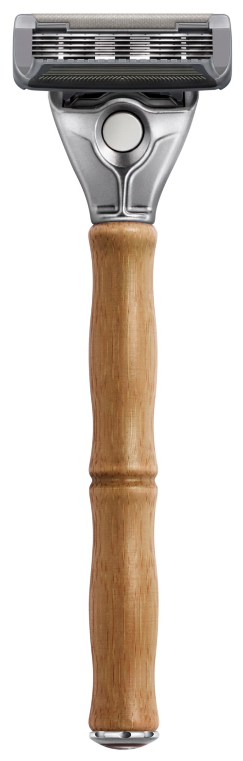 Ein Rasierer mit Holzgriff und modernem Metallkopf auf weißem Hintergrund.