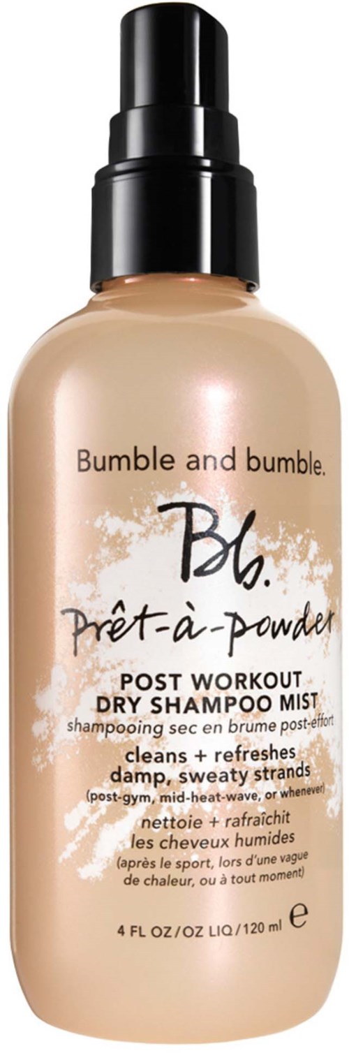 Beige Sprayflasche mit der Aufschrift Bumble and bumble. Pret-a-powder für nach dem Workout Trockenshampoospray.