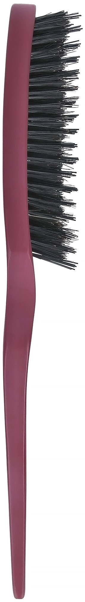 Een schoonmaakborstel met een roze handvat en zwarte haren. Het handvat is gebogen met een klein gat aan het einde.