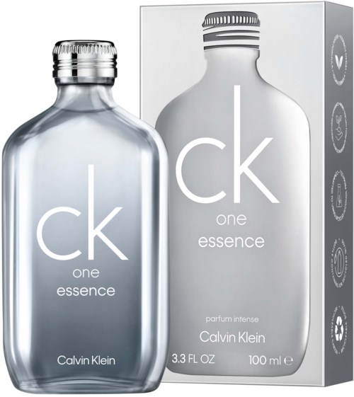 Een doorzichtige parfumfles en doos, met CK One Essence door Calvin Klein en 100 ml inhoud.