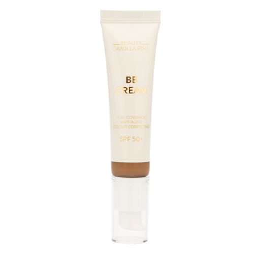 En vit tub med skönhetskräm med SPF 50, märkt 'Beauty' och 'Camilla Ffrench', med en brun botten.