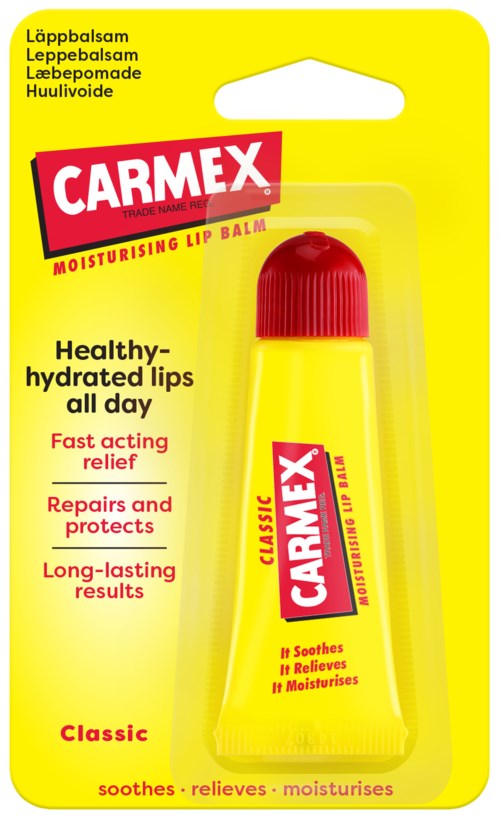 Żółta i czerwona tubka Carmex balsamu do ust z tekstem o nawilżaniu, łagodzeniu i ochronie ust.