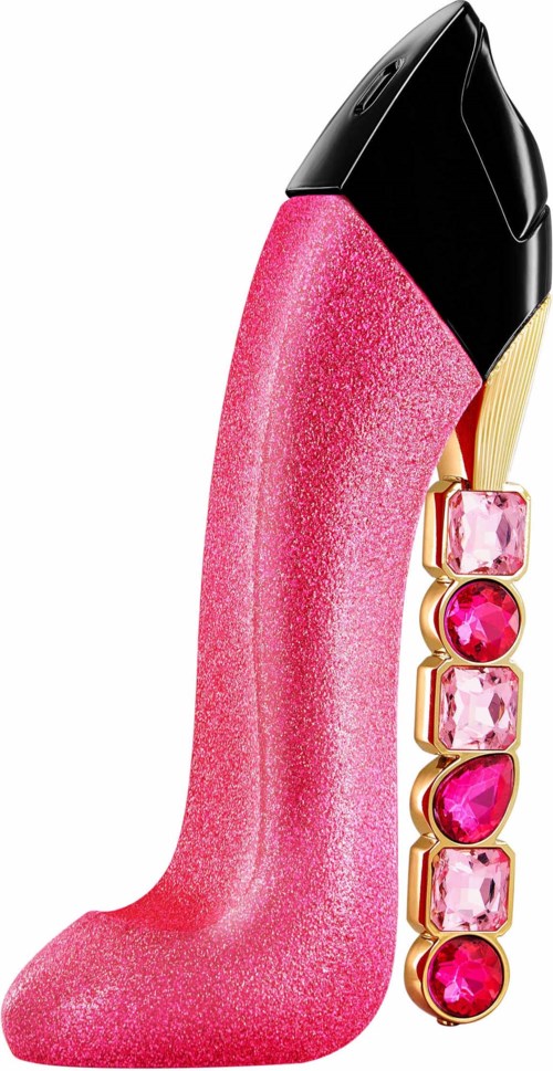 Ruusunkullan kirkas glitterkorko korkeissa kengissä kultaisella korolla ja pinkeillä ja punaisilla kivi koristeilla sivulla.