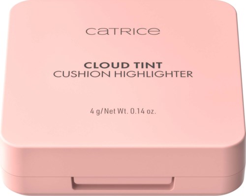 Catrice Cloud Tint Cushion Highlighter emballasje i lys rosa med svart tekst.