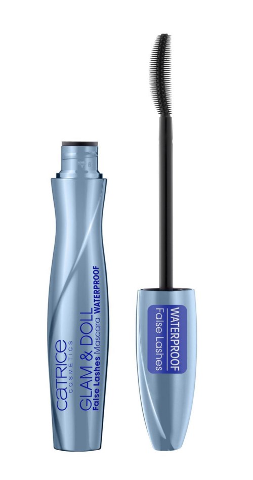 En blå mascara-rör med en böjd design, märkt som vattentålig och för fransvolym och längd.