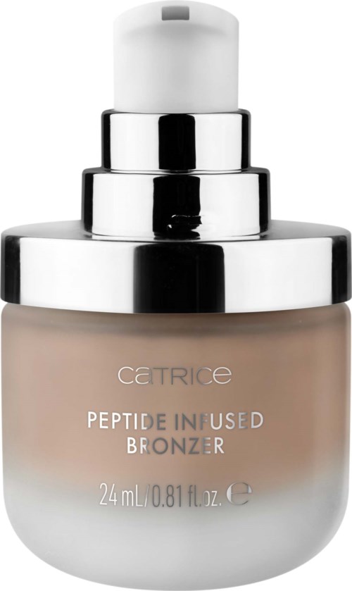 En liten flaska av Catrice peptide-infuserad bronzer med pump, beige färg och enkel etikett.