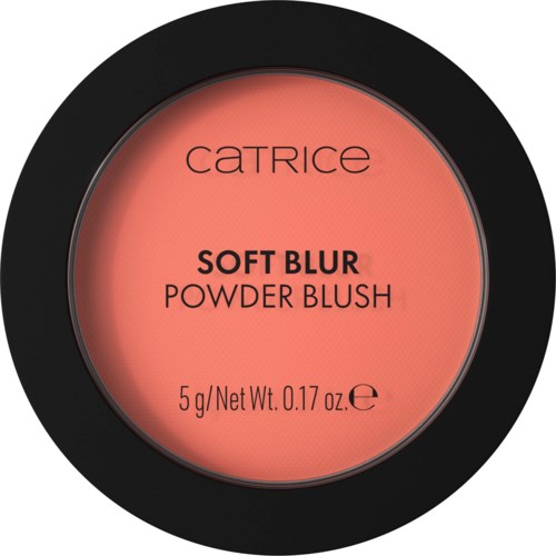 Catrice zachte poederrouge in ronde verpakking, perzikkleurig met zwart deksel, gelabeld als soft blur powder blush.