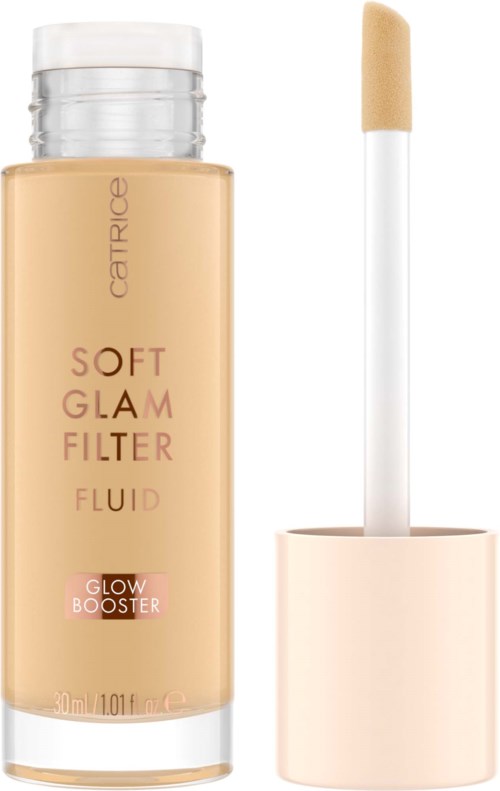 Nestemäisenä meikkituotteena tunnettu Soft Glam Filter Fluid, jossa harja-applikaattori ja beige väri.