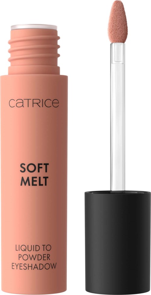 En Catrice Soft Melt flyt till pulverögonskugga i en rosa tub med svampapplikator.