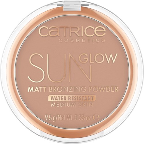 Een compact met bruinpoeder van Catrice Cosmetics genaamd Sun Glow, waterbestendig met mat afwerking, geschikt voor medium huid.