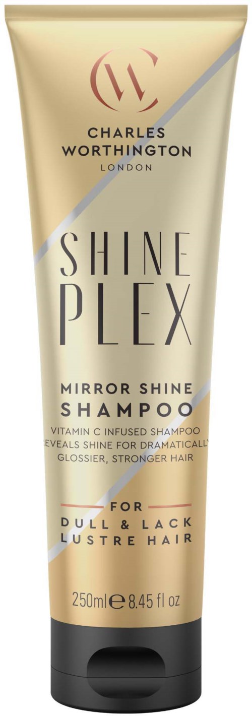 Een beige tube met Charles Worthington Shine Plex Mirror Shine Shampoo voor futloos haar. 250 ml.