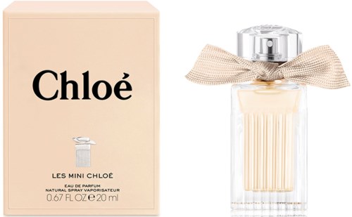 Chloé parfymflaska med beige förpackning, klar flaska och rosett på locket.