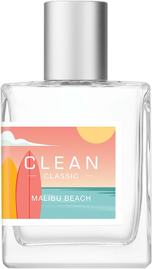 Een heldere glazen fles met een label dat zegt 'CLEAN CLASSIC MALIBU BEACH' en een zilveren deksel.