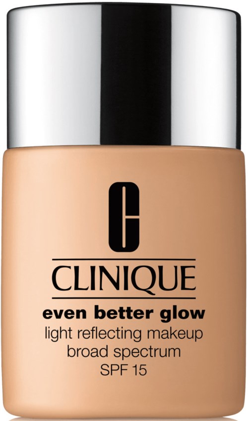 En flaska Clinique-grundläggning med silverlock, märkt 'even better glow' för ljusreflekterande smink.