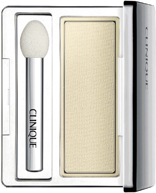 Een compacte make-upset met een spons, poeder of blush, en een spiegel. Het merk is Clinique.