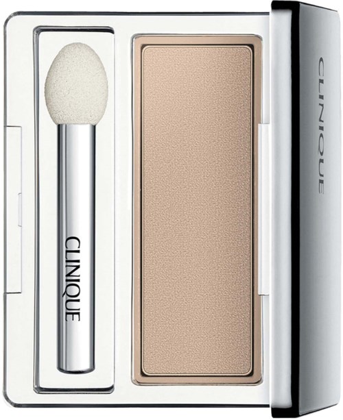 Een compacte Clinique make-uppakket met sponsapplicator en beige poeder of blush in een slank etui.
