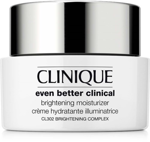 Een potje Clinique huidverzorgingscrème met een zilveren deksel en zwarte tekst, gelabeld 'even better clinical' en 'brightening moisturizer.'