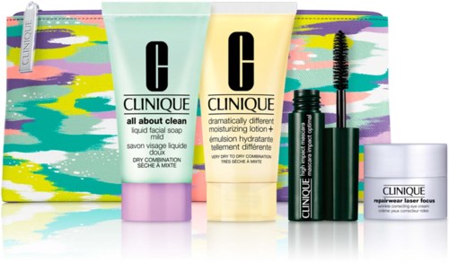 Clinique hudvårdsprodukter i en färgglad väska, inklusive ansiktstvätt, moisturizer, mascara och ögonkräm.