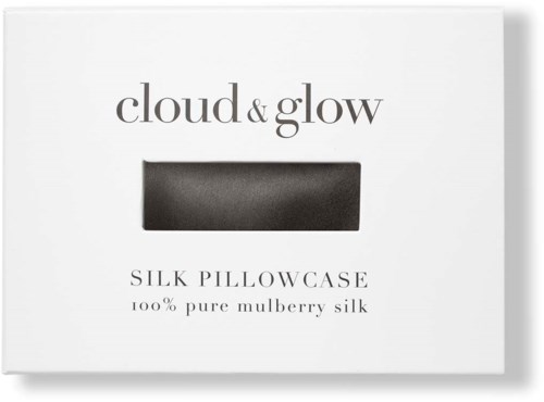 Etikett für ein Seidenkissenbezug aus reiner Maulbeer-Seide. Marke: 'cloud & glow'.