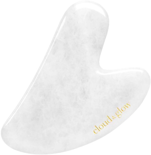 Een witte, onregelmatig gevormde wolk met de woorden "cloud & glory" in geel aan de rechterbenedenkant.