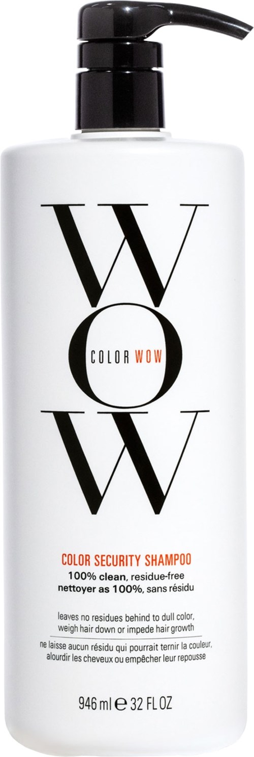 Een witte fles met pomp, gelabeld 'COLOR SECURITY SHAMPOO' en grote 'WOW'-tekst, bevordert schoon haar zonder residu.