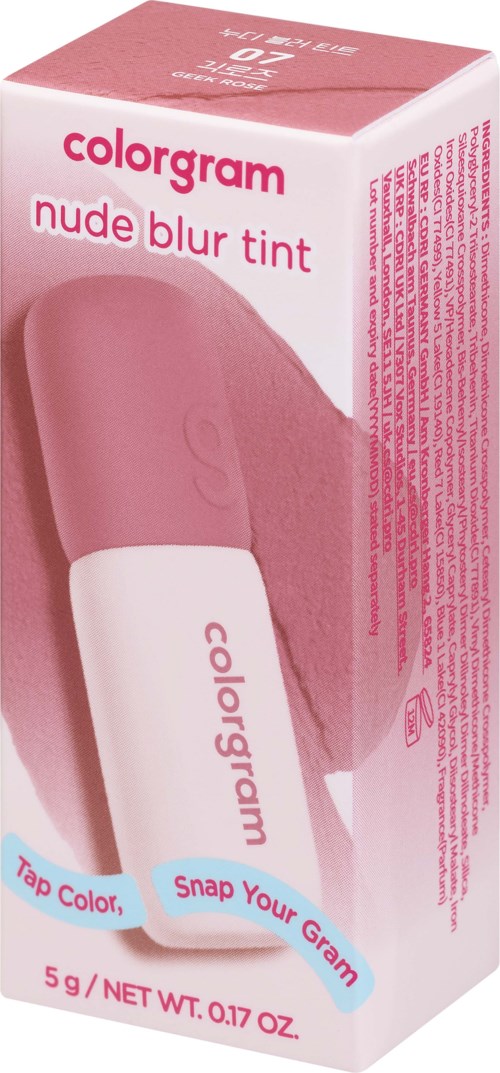 En eske med Colorgram nude blur tint sminke, rosa og hvit emballasje, med en leppestift og produktdetaljer.