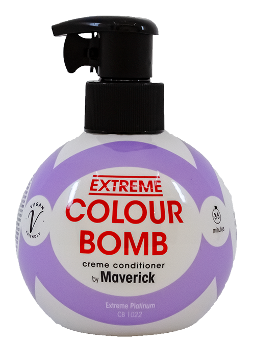 Okrągła butelka z czarnym dozownikiem zawiera Maverick Colour Bomb odżywkę, oznaczoną 'Extreme' i 'Vegan' z fioletowymi i białymi kolorami.