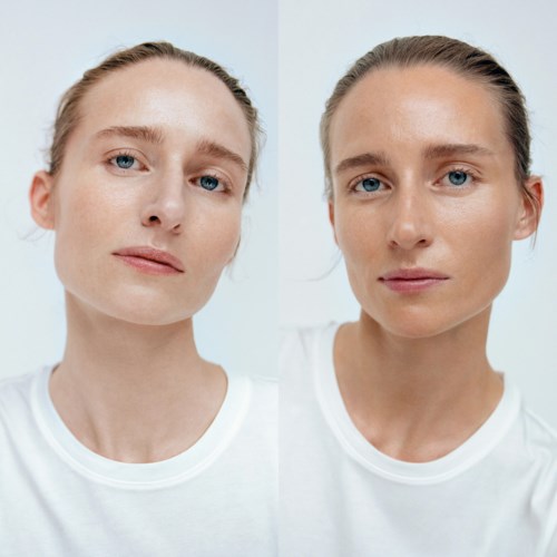 Een vrouw met een heldere huid en blauwe ogen getoond in twee gezichtsuitdrukkingen, lichte glimlach links, neutraal rechts.