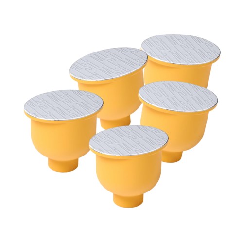 Vijf gele containers met zilverkleurige deksels, gegroepeerd.