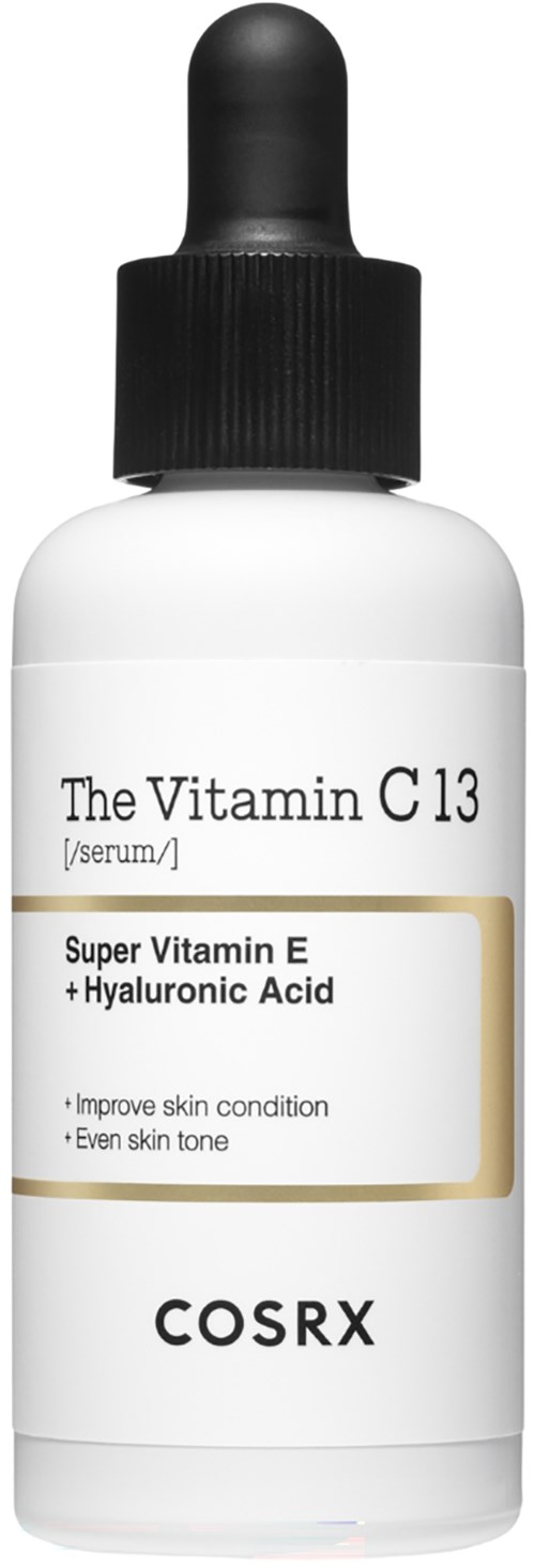 Een witte fles met een zwarte pipetdop, gelabeld als The Vitamin C13 serum met super vitamine E en hyaluronzuur.