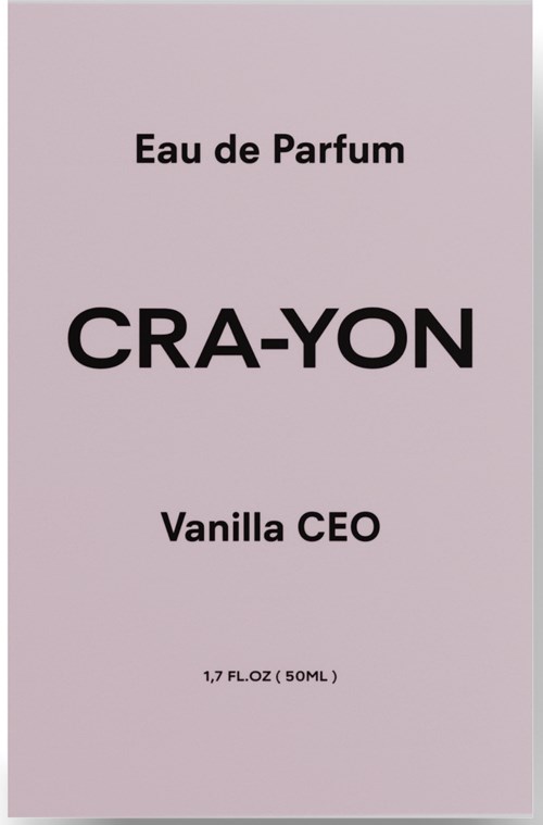 Een parfumdoos met 'Eau de Parfum' en 'CRA-ON' in vetgedrukte letters, en 'Vanilla CEO' eronder.