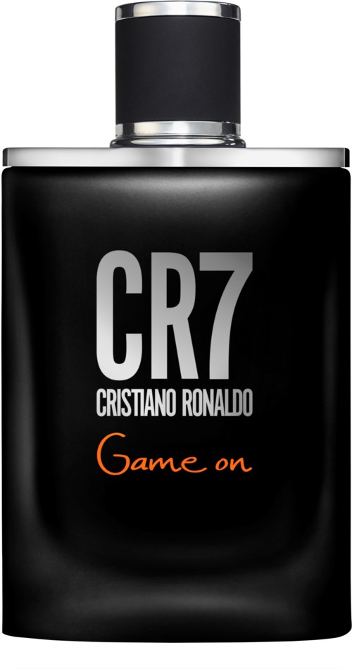 Eine schwarze Parfümflasche mit silberner Kappe, beschriftet CR7 Cristiano Ronaldo, und dem Satz 'Game on' in Orange.