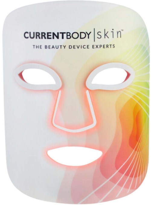 Valkoinen kasvomaski, jossa on reiät silmille ja suulle, merkitty 'CURRENTBODY skin' ihonhoitoon. Vaaleat värit suunnittelussa.