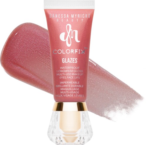 Een tube van Danessa Myricks Beauty Colorfix Glazes, waterdichte langdurige gloss in lichtroze.