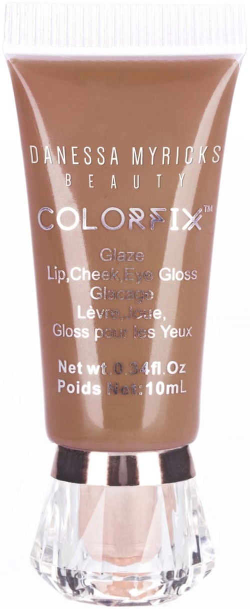 En tub med Danessa Myrick's Beauty Colorfix Glaze Lip and Cheek Gloss, i beige färg med silverlock.