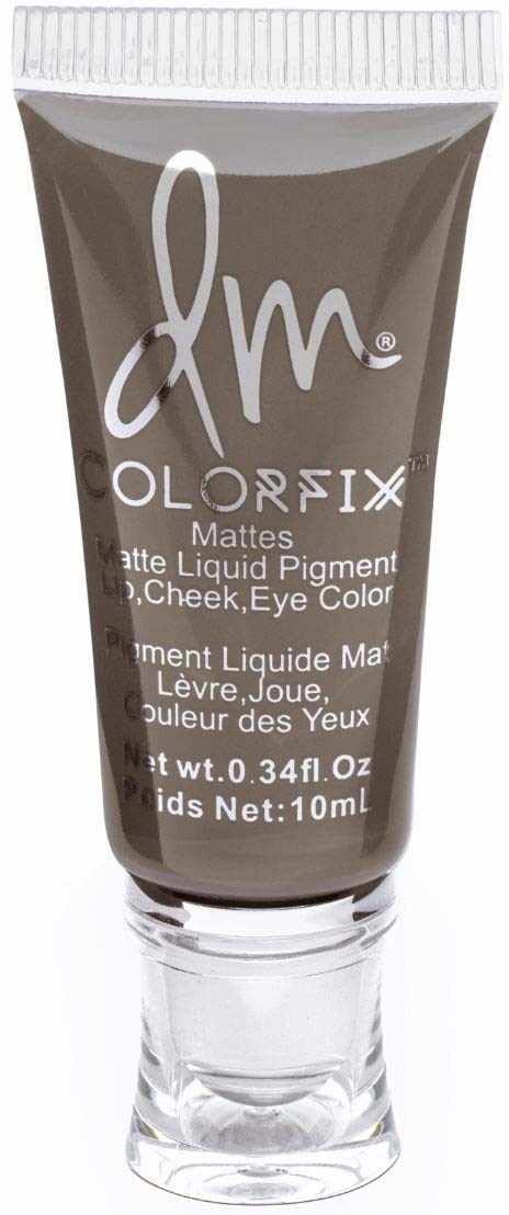 Bruine tube met matte vloeibare kleur voor wangen en ogen, wit deksel en logo. Bevat 10 ml.