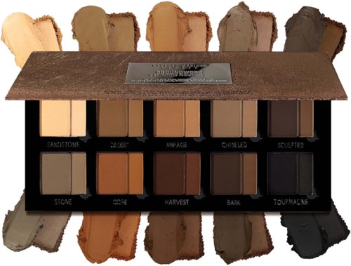 Make-uppalette met twaalf verschillende tinten bruin en beige, gerangschikt in twee rijen.
