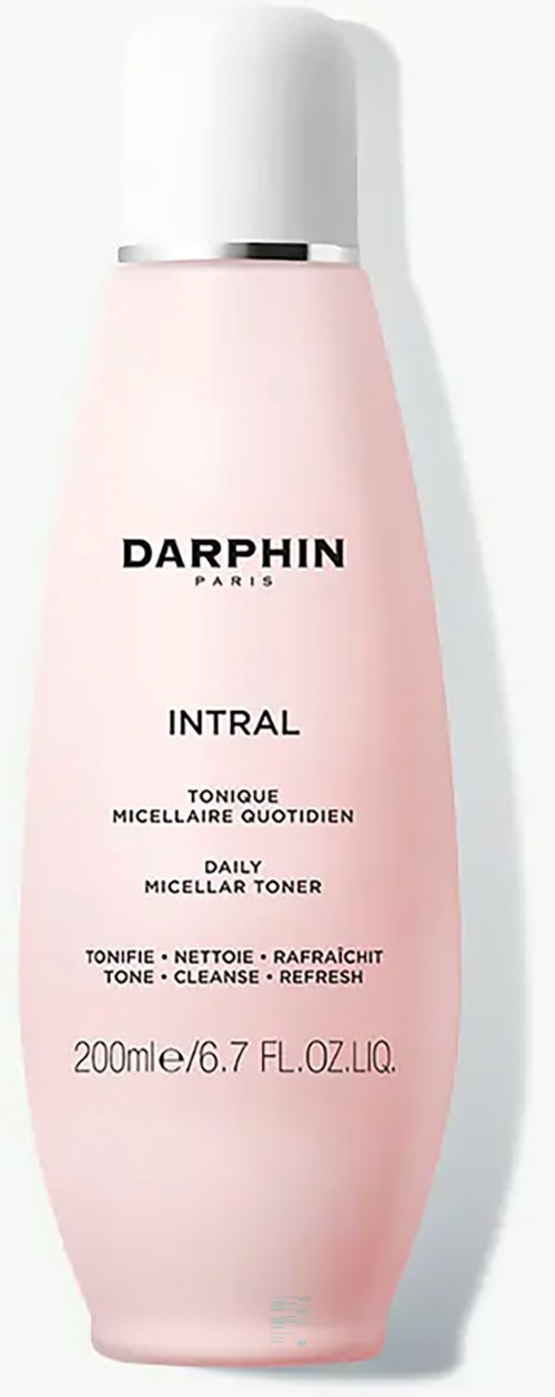 Eine rosa-weiße Flasche mit Darphin Intral täglichem Mizellen-Toner und einem weißen runden Deckel.