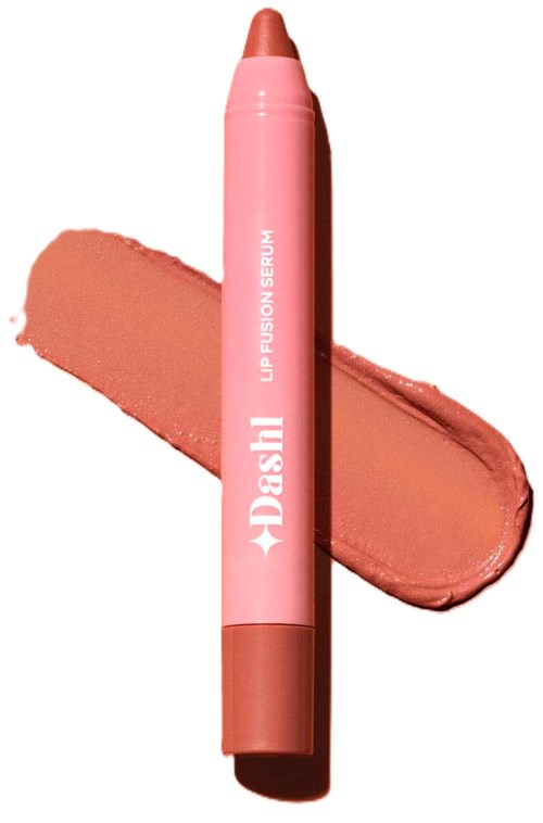 Een roze make-upproduct in potloodvorm met een streek van perzikkleurige crème. Productnaam is 'Dashli Life Fusion Serum.'