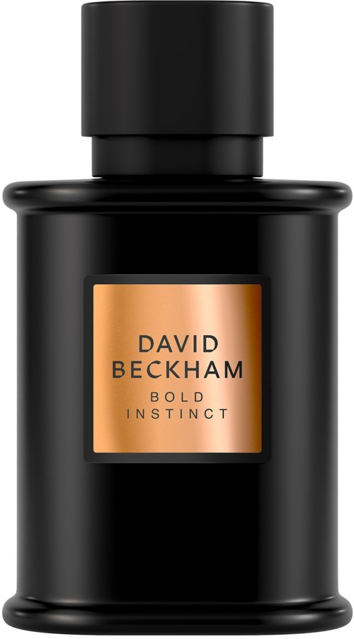 Eine schwarze Parfüfflasche mit einem rechteckigen Etikett, auf dem 'David Beckham Bold Instinct' steht.