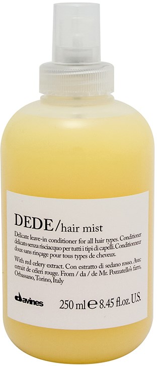 En gul flaske med hvit sprayhette, merket DEDE hårmist, inneholder 250 ml hårkondisjoneringsspray.