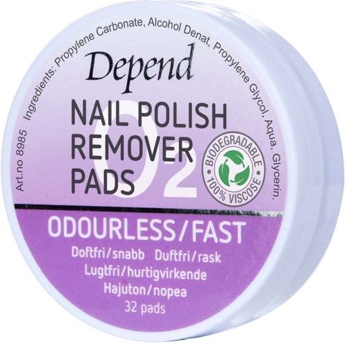 En förpackning med nagellacksborttagningspadar, märkt som luktfria, snabba och miljövänliga, innehållande 32 pads.