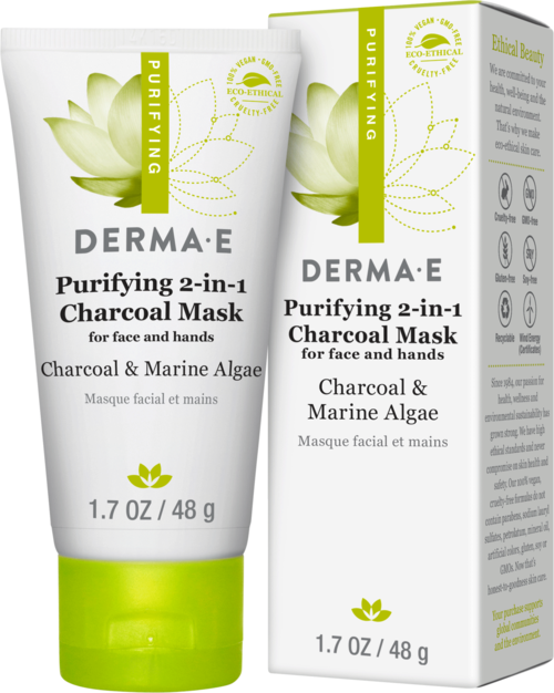Een tube en doos van Derma E Purifying 2-in-1 Charcoal Mask met groene lotus, gewichtsgegevens, symbolen en tekst.