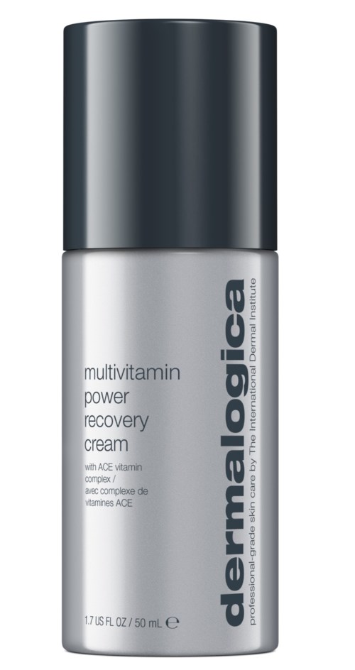 Een zilveren fles met zwarte dop, gelabeld 'dermalogica multivitamin power recovery cream' voor huidverzorging.
