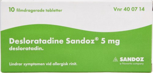 Box med 10 gröna och vita tabletter märkta Desloratadine Sandoz, används för allergier. Innehåller 5 mg medicin.