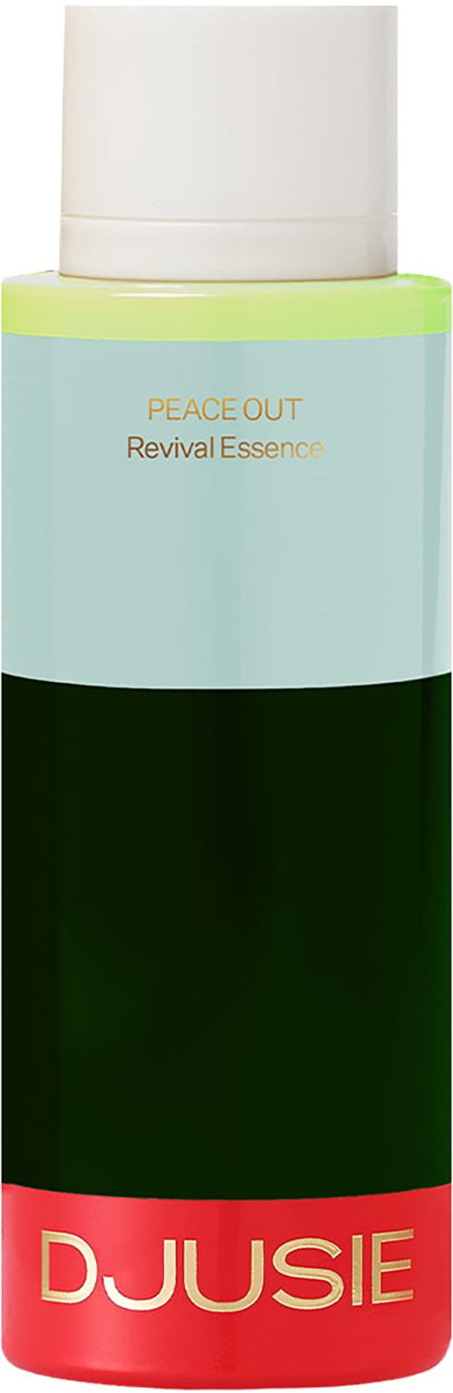 Eine Flasche mit weißem Deckel, Aufkleber sagt 'PEACE OUT Revival Essence,' Schwarz, Grün und RotAbschnitte, und 'DJUSIE.'