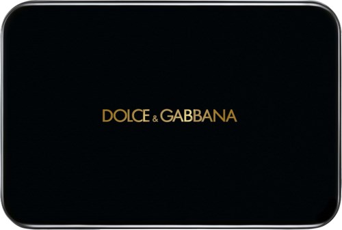 The image shows a black screen with the gold logo of Dolce & Gabbana in the center.