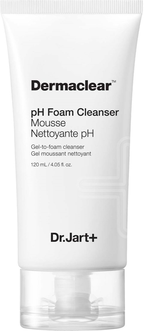 En vit tub märkt Dermaclear pH Foam Cleanser av Dr. Jart+, med svart text som beskriver produkten och märket.