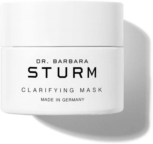 Biały słoik z napisem 'Dr. Barbara Sturm Clarifying Mask, Made in Germany.'